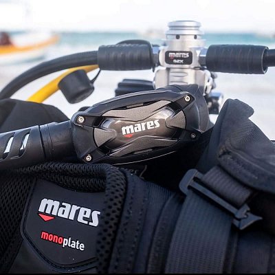 Tauchautomatik MARES SXS 62X Atemregler DIN